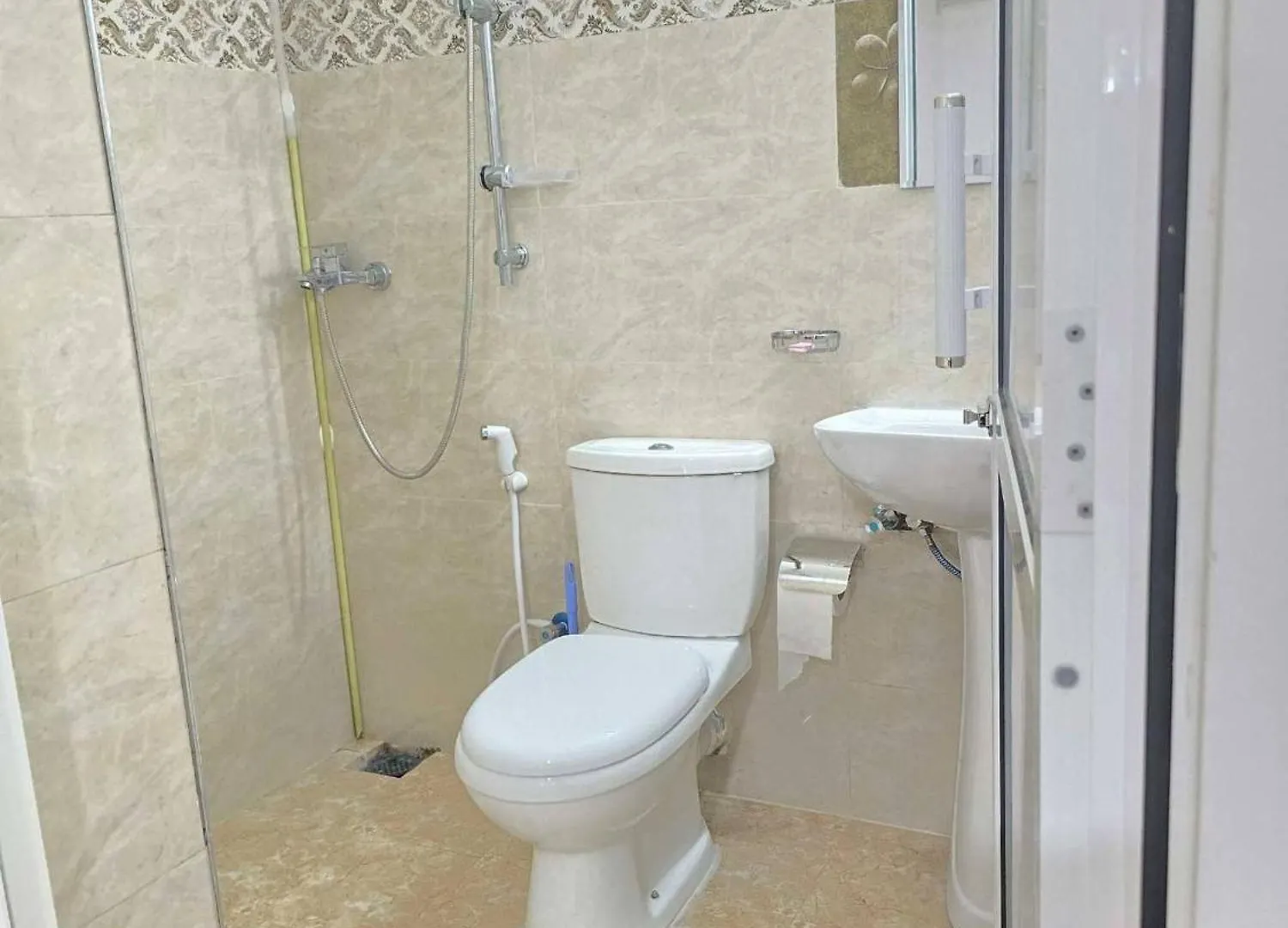 Kandy Panoramic Mpm Deluxe Suit Airconditioned-4A3 سريلانكا